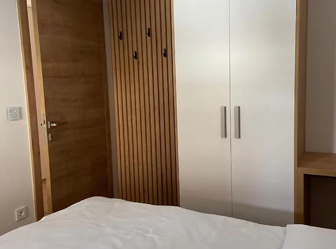 アパート New Teravila *